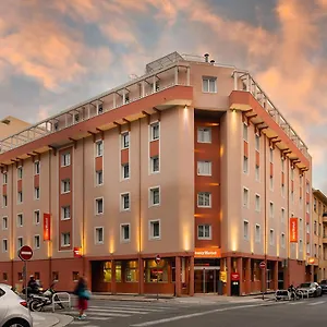 https://ibis-nice-palais-des-congres-vieux-nice.fr-provencehotel.com