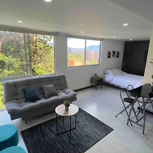 Seconds From Provenza Lovely 1-bedroom Medellín