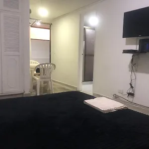 Apartamento Cómodo , Céntrico Y Bien Ubicado 201 Medellín