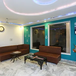 https://oyo-19881-ganpati-agra.agrahotelsindia.net