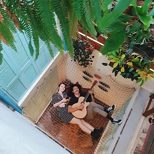 La Playa & Rooftop מדיין